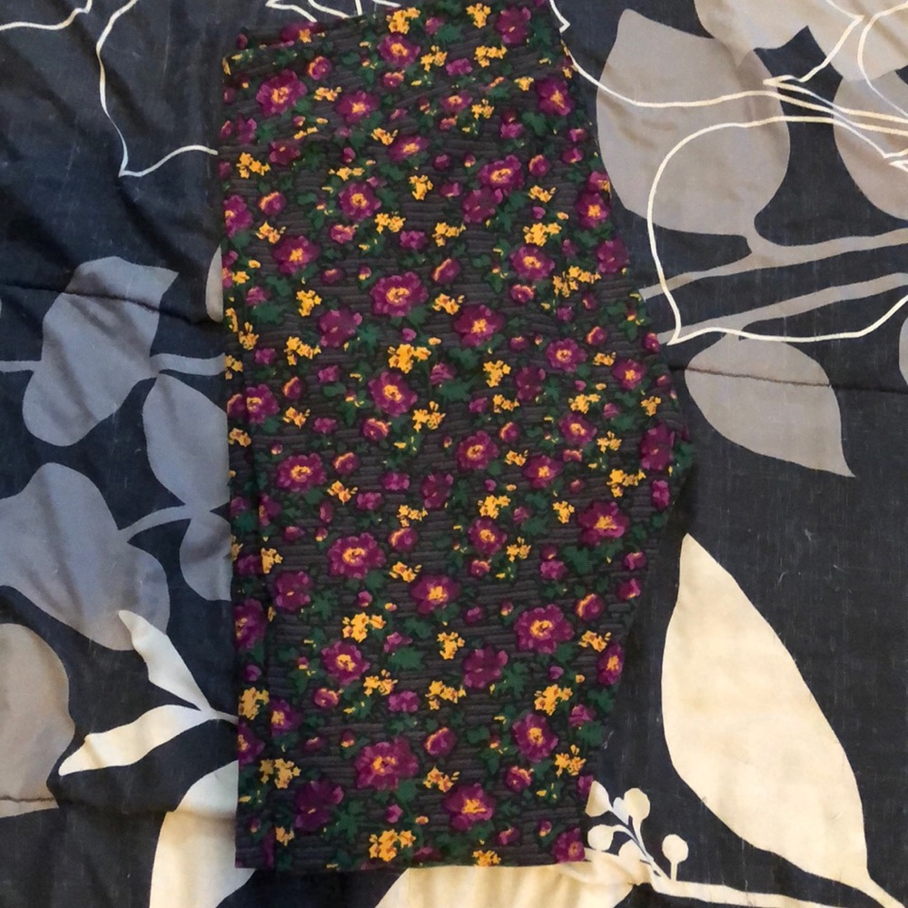 Lularoe tc floral leggings